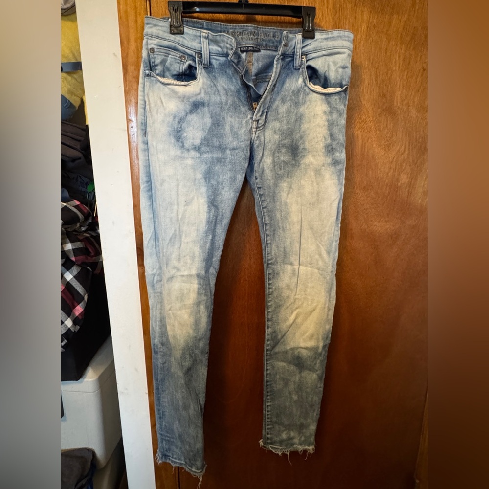 American Eagle Outfitters Men's Faded Blue Skinny Jeans